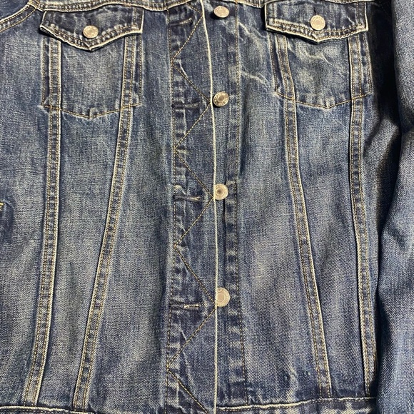 GAP 1969 Classic Blue Denim Jacket - Picture 4 of 13